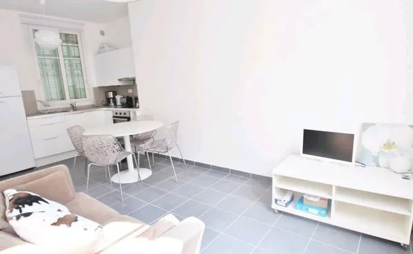 Location Nice Appartement 01316560