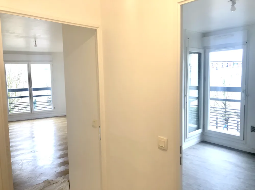 Location Saint-Cyr-l'École Appartement 04106144