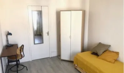 Location Le Kremlin-Bicêtre Appartement 04559892