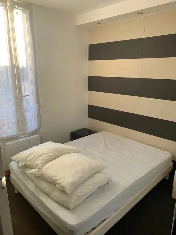 Location Suresnes Appartement 04700c99