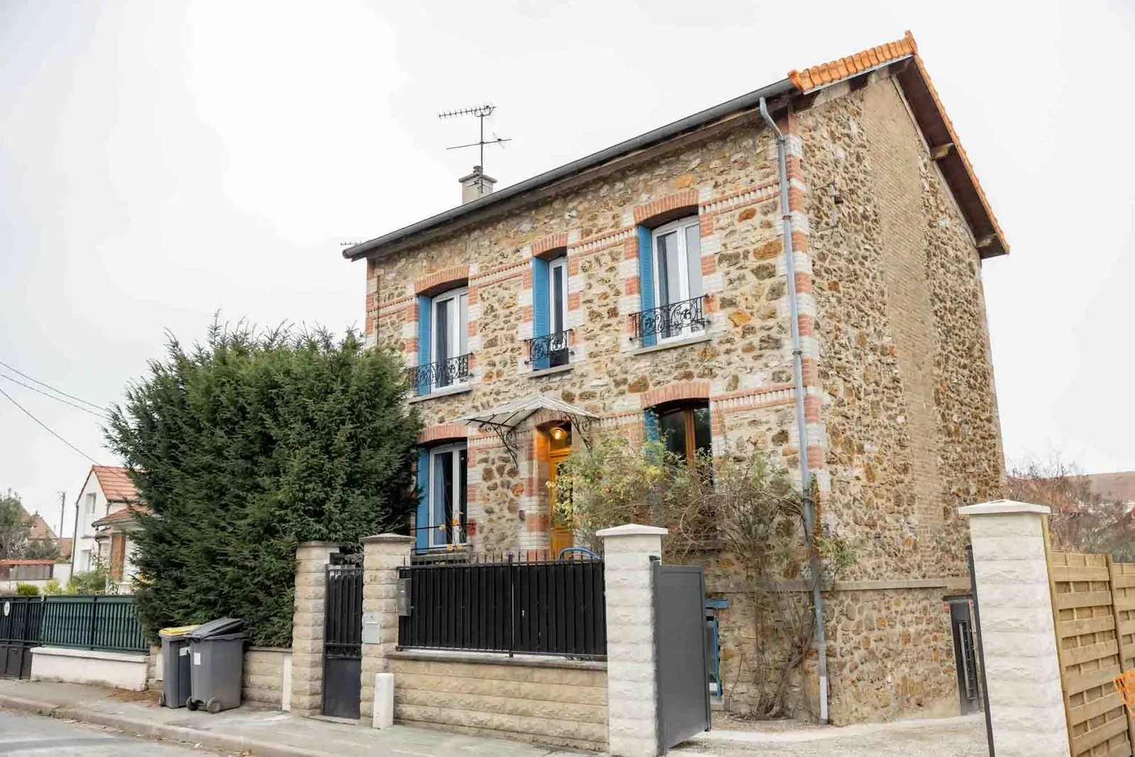 Location Villeneuve-le-Roi Maison 0c175e40