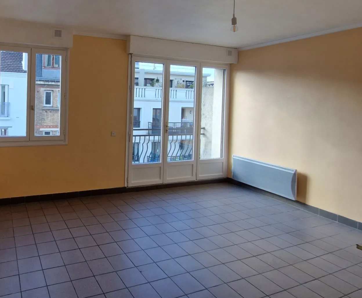 Location Saint-Ouen-sur-Seine Appartement 0c83e431