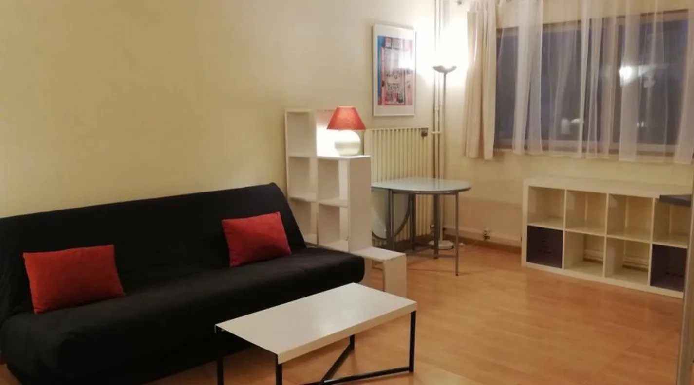 Location Paris Appartement 115bd671