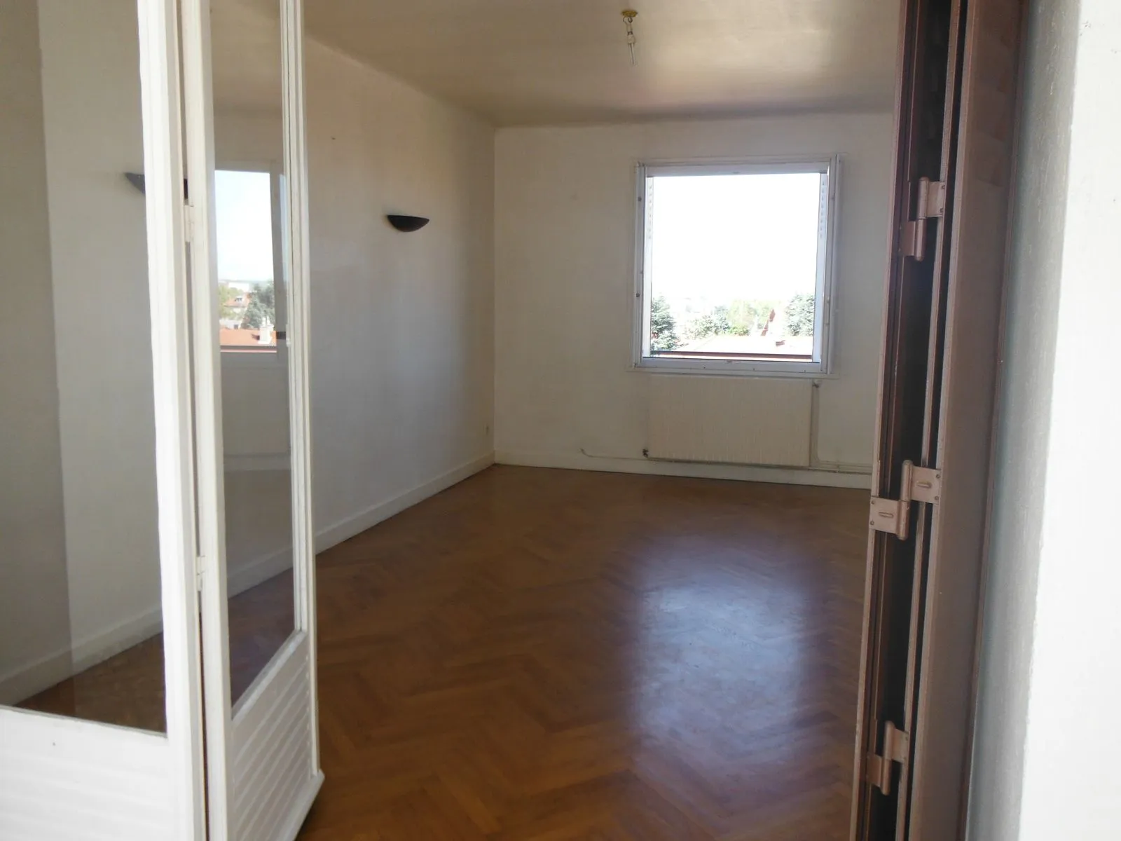 Location Bron Appartement 11b7333b