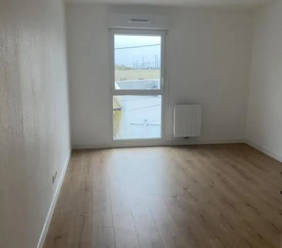 Location Cenon Appartement 16b20543