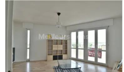 Location Saint-André-les-Vergers Appartement 1c607d06