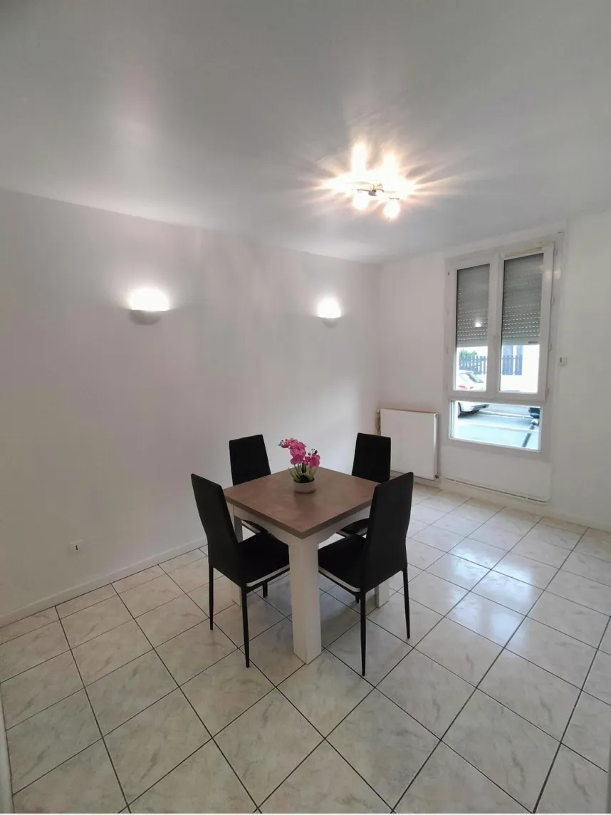 Location Les Pavillons-sous-Bois Appartement 1d6f6d8d