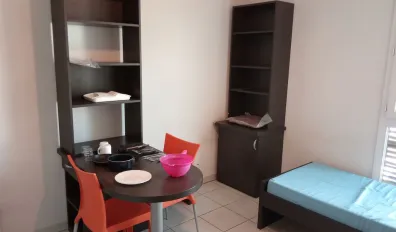 Location Toulon Appartement 1d7e4543