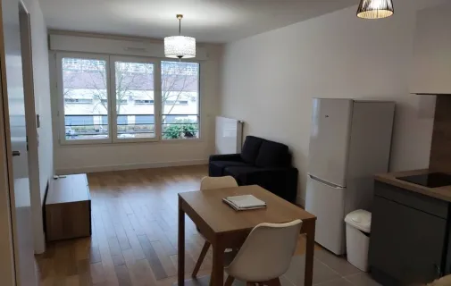 Location Courbevoie Appartement 1e48448c