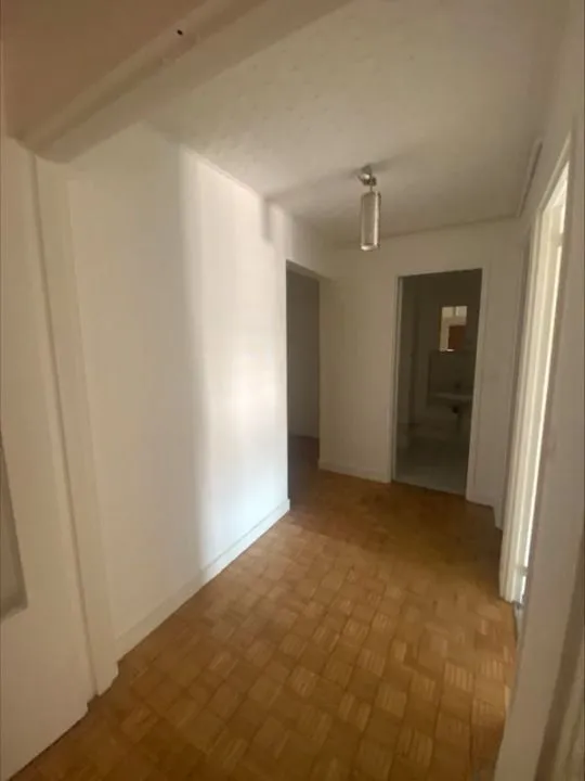 Location Ivry-sur-Seine Appartement 2337283b