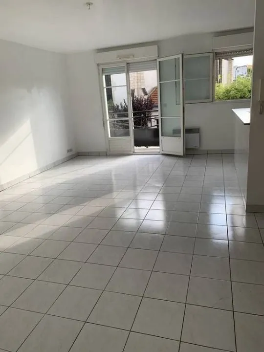 Location Neuilly-Plaisance Appartement 25142546