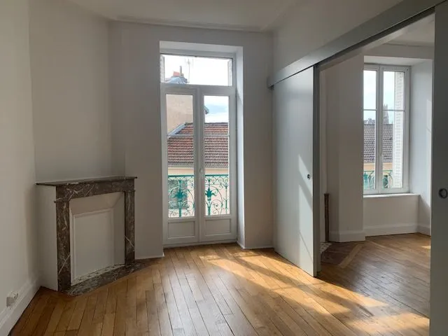 Location Courbevoie Appartement 26da1878