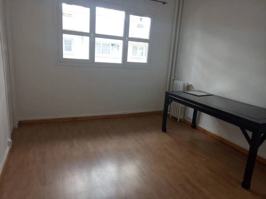 Location Montrouge Appartement 280ed339