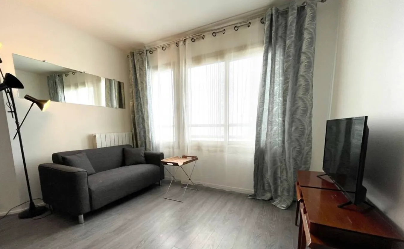 Location Paris Appartement 28f7029c