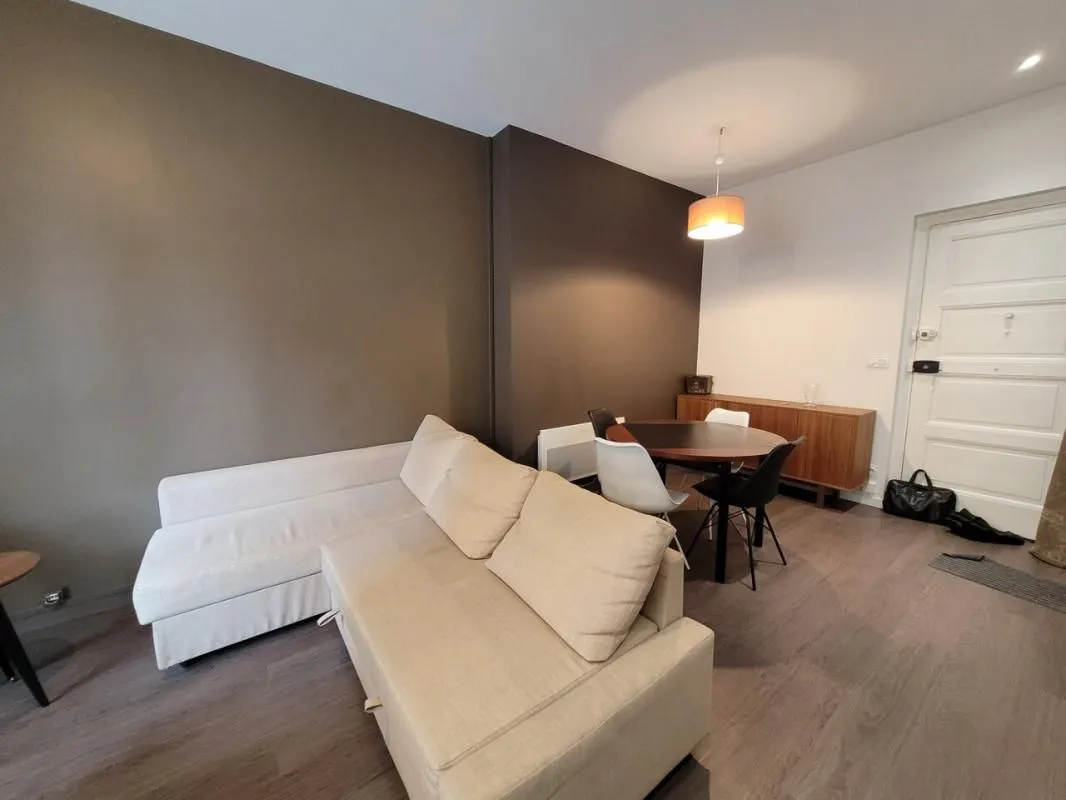 Location Paris Appartement 2e4283a6