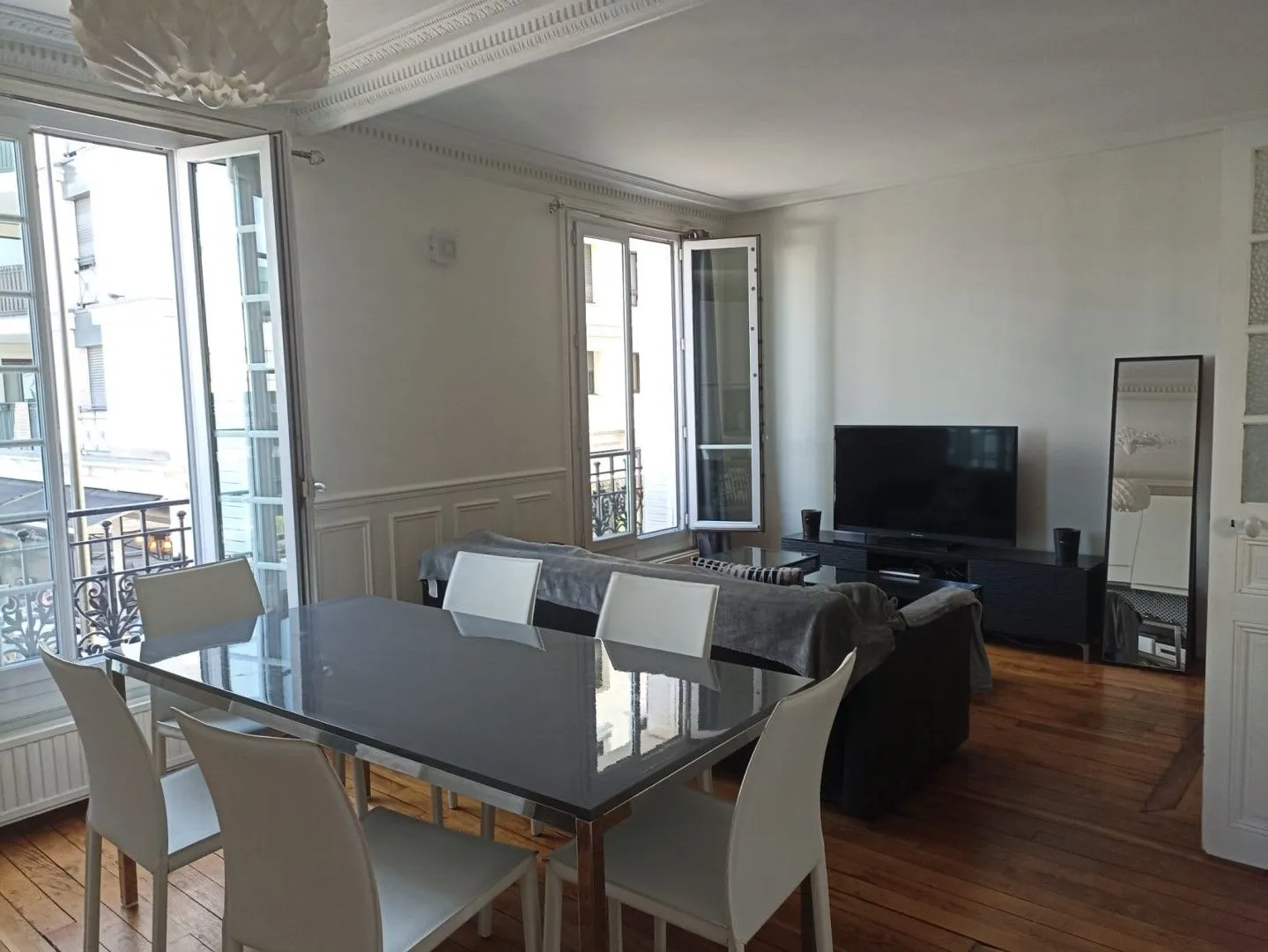 Location Levallois-Perret Appartement 2f67d681