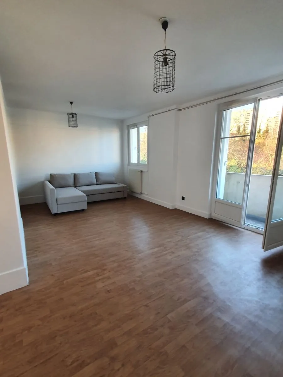 Location Champigny-sur-Marne Appartement 4332290f