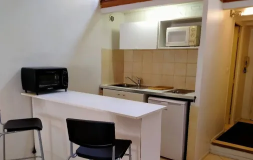 Location Saint-Antonin-sur-Bayon Appartement 47f6b9af