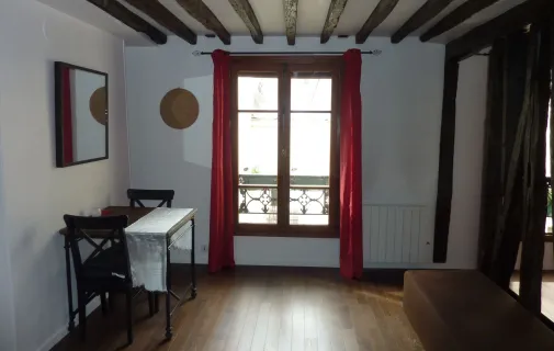 Location Paris Appartement 4a00118d