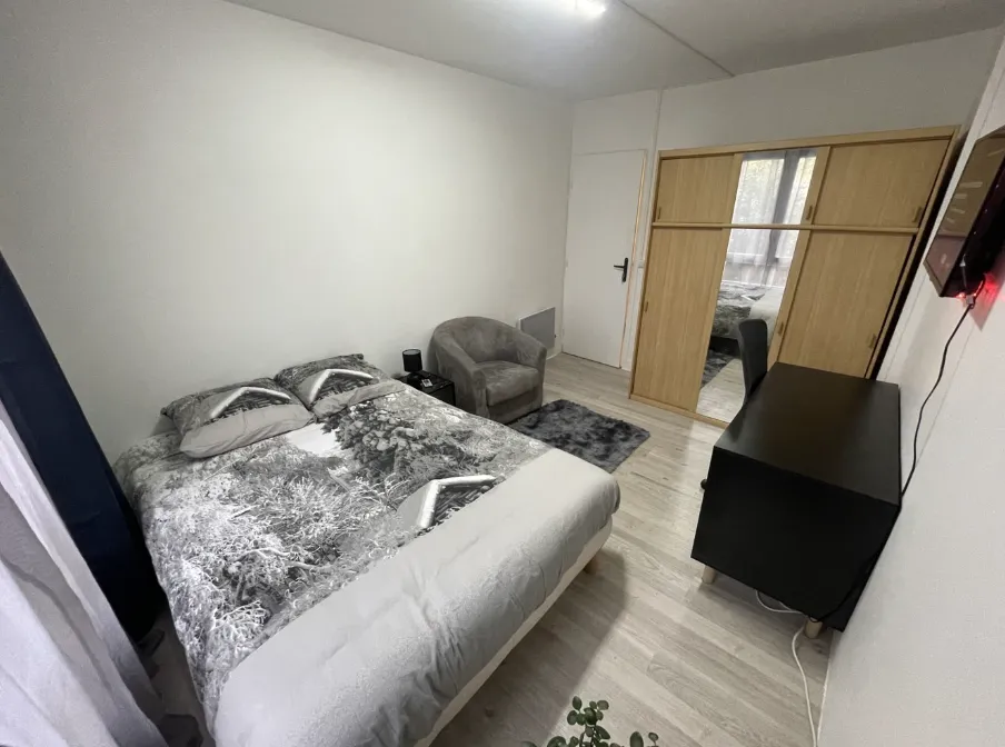 Location Montigny-le-Bretonneux Chambre 4c61b0ed