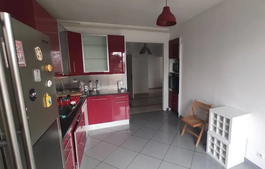 Location Neuilly-sur-Marne Appartement 4cfdac4a