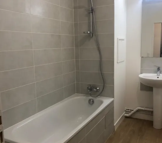 Location La Courneuve Appartement 4f221eff