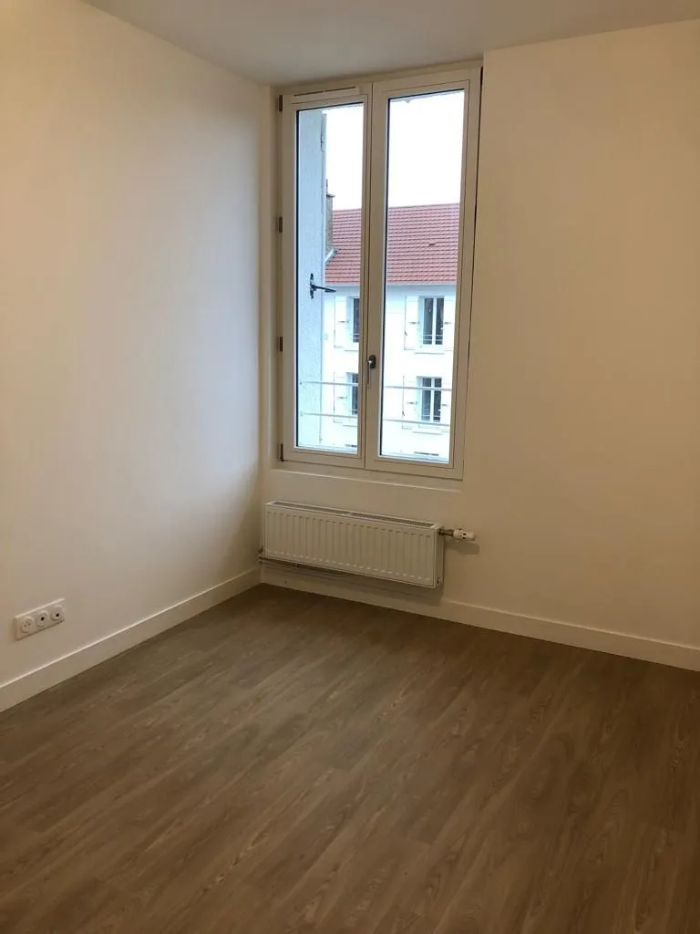 Location La Courneuve Appartement 4f221eff