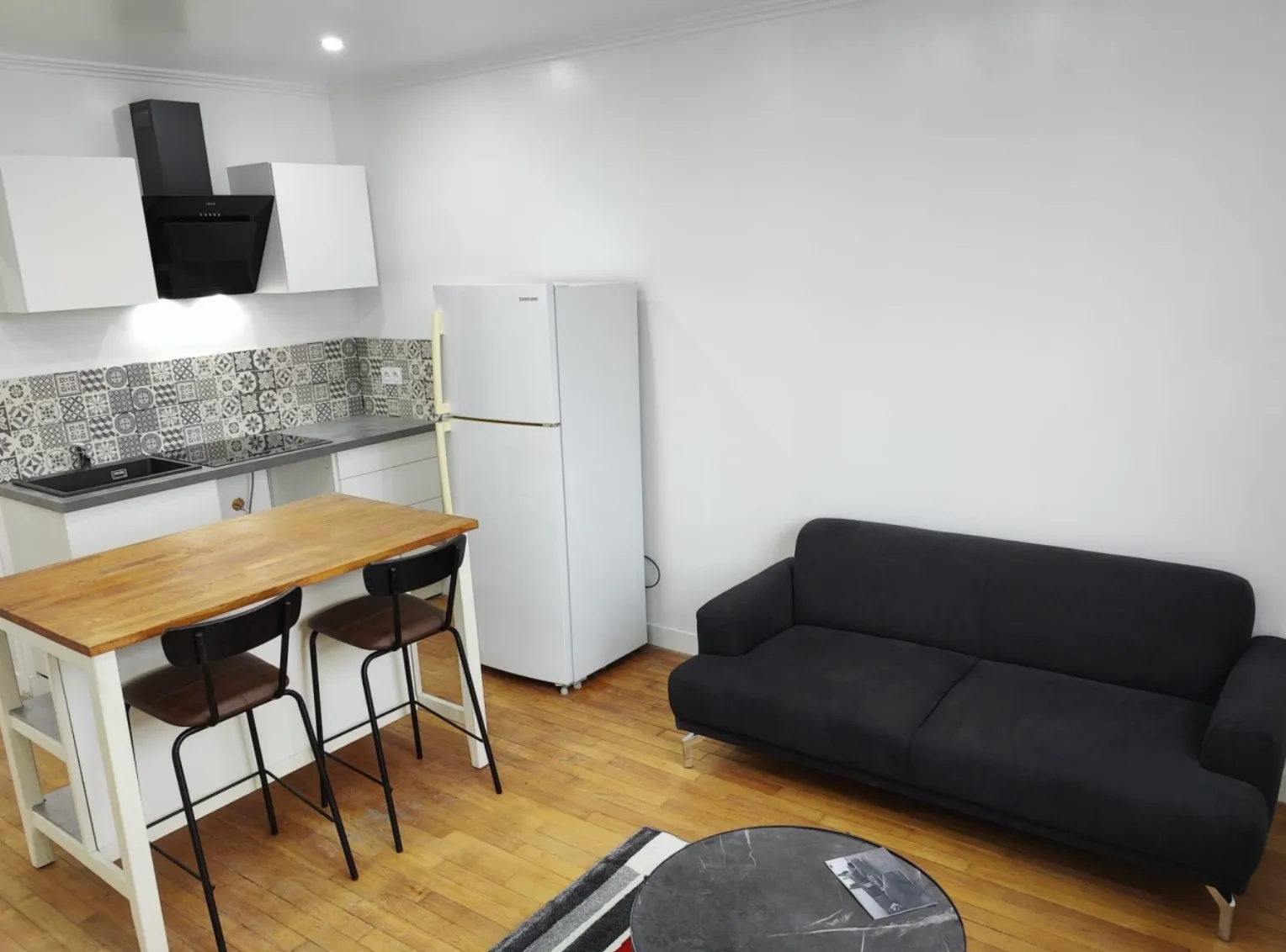 Location Suresnes Appartement 4fb603d1