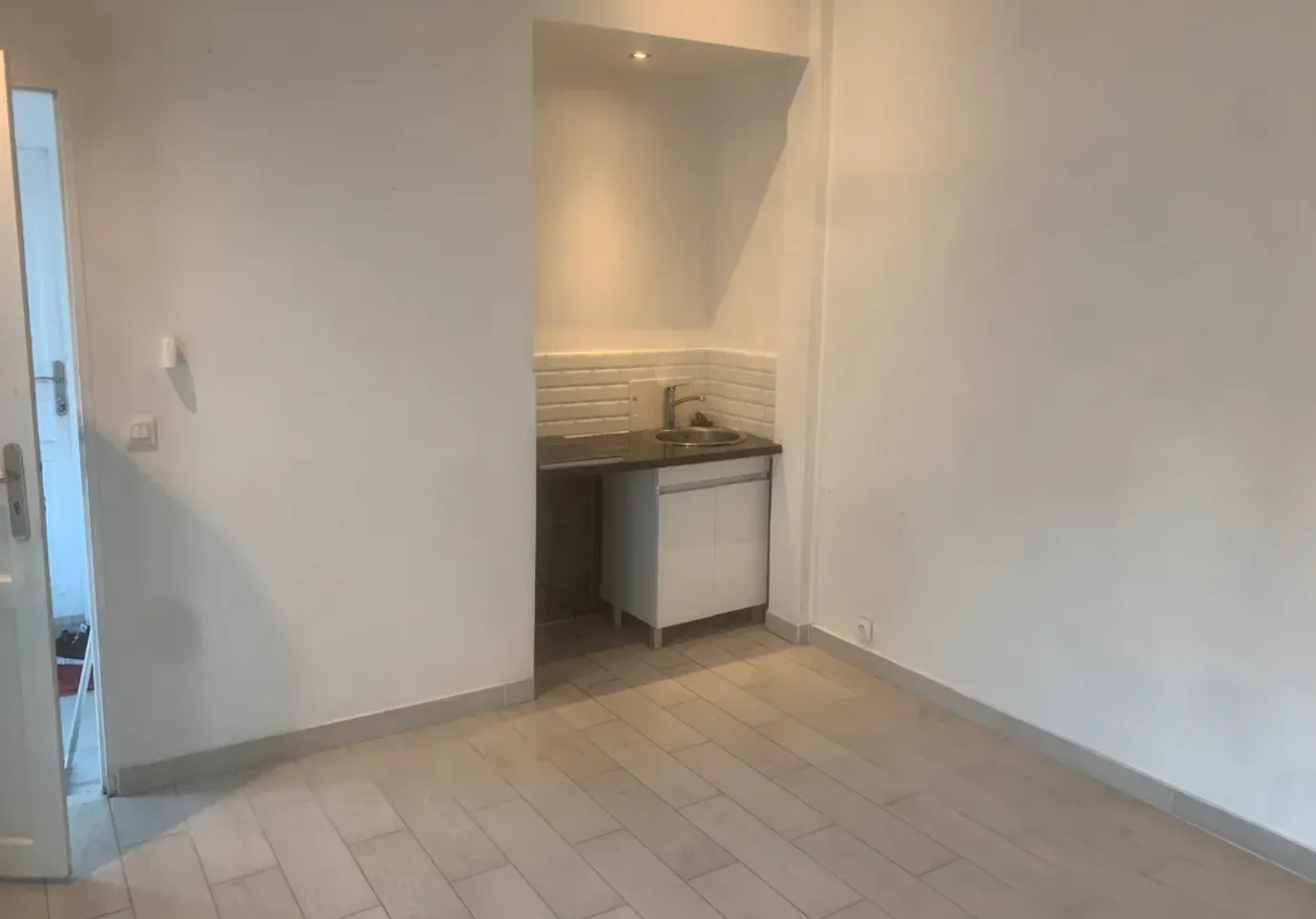 Location Aubervilliers Appartement 527c428c