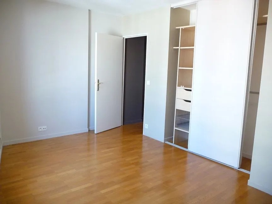 Location Puteaux Appartement 55a4594b