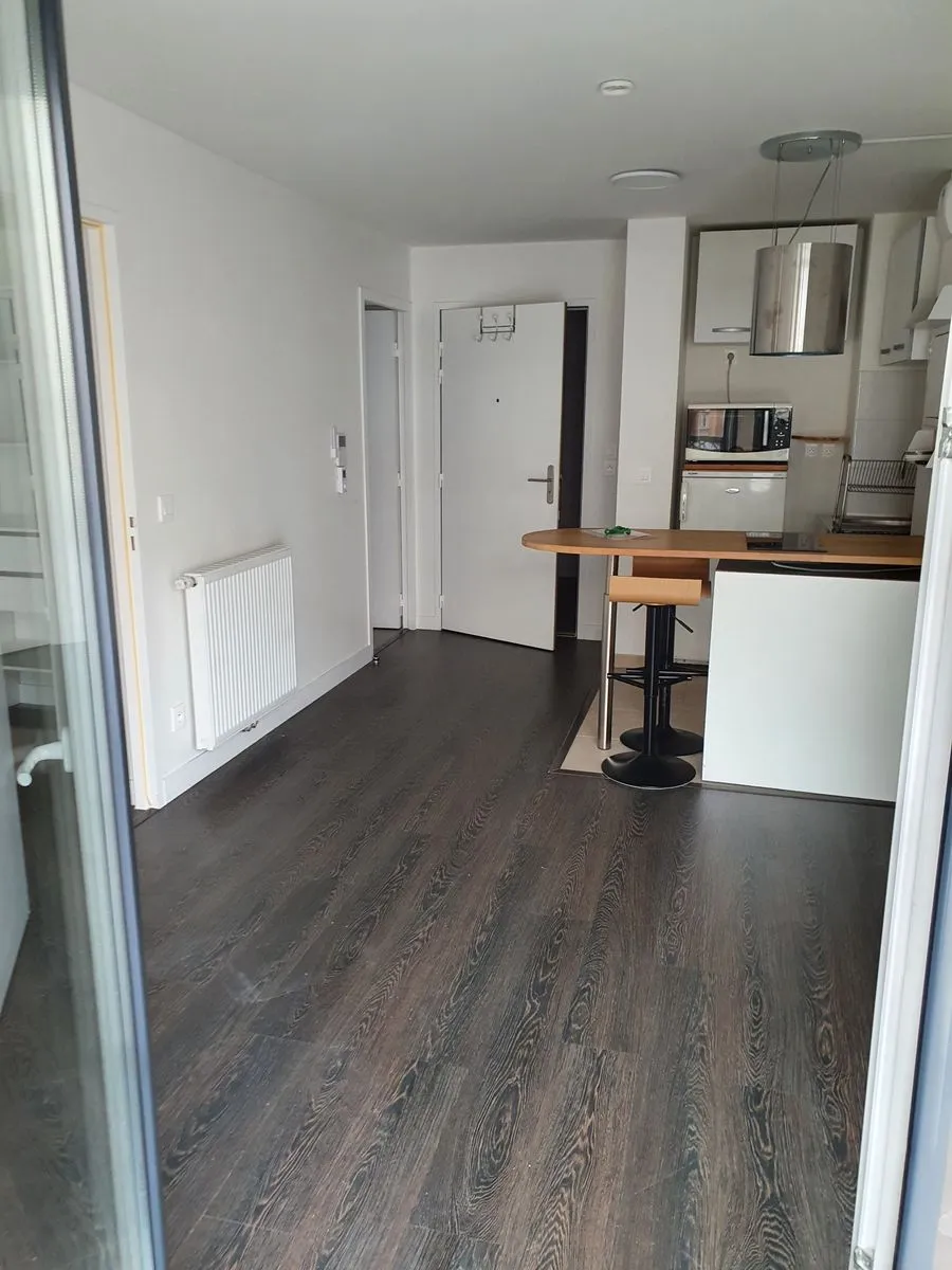 Location Courbevoie Appartement 5b037d5b