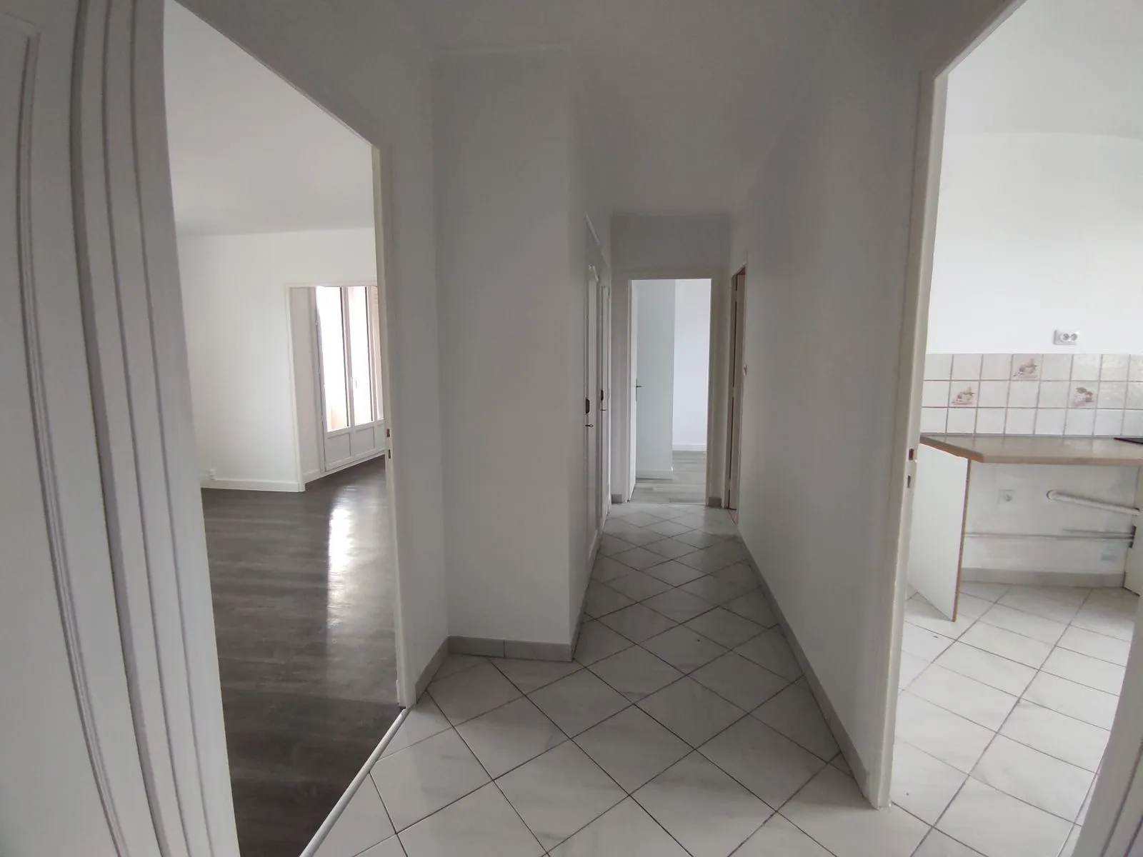 Location Saint-Symphorien-d'Ozon Appartement 5f33939f