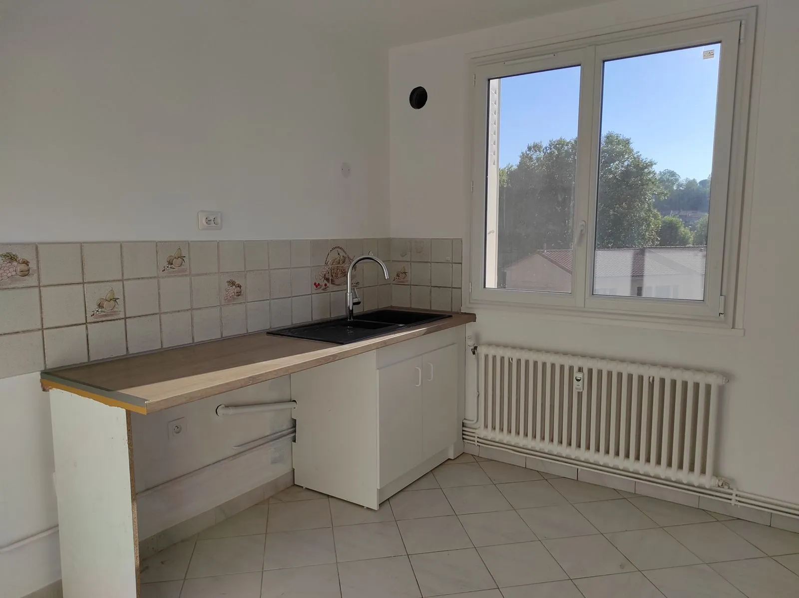 Location Saint-Symphorien-d'Ozon Appartement 5f33939f