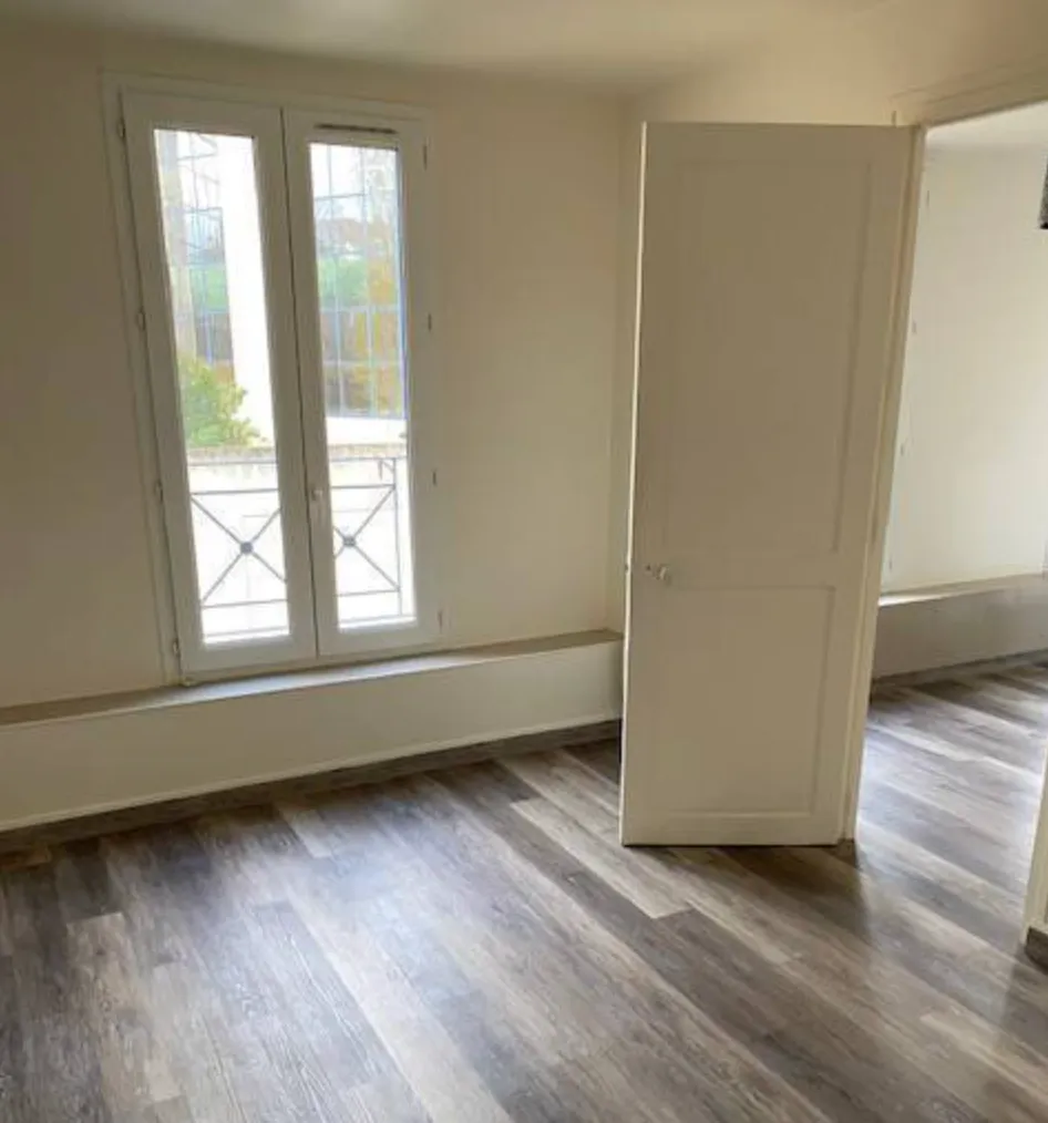 Location Ivry-sur-Seine Appartement 629f8a23