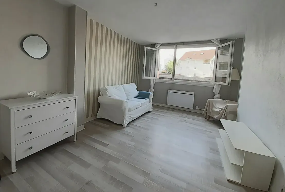 Location Grenoble Appartement 6455f432