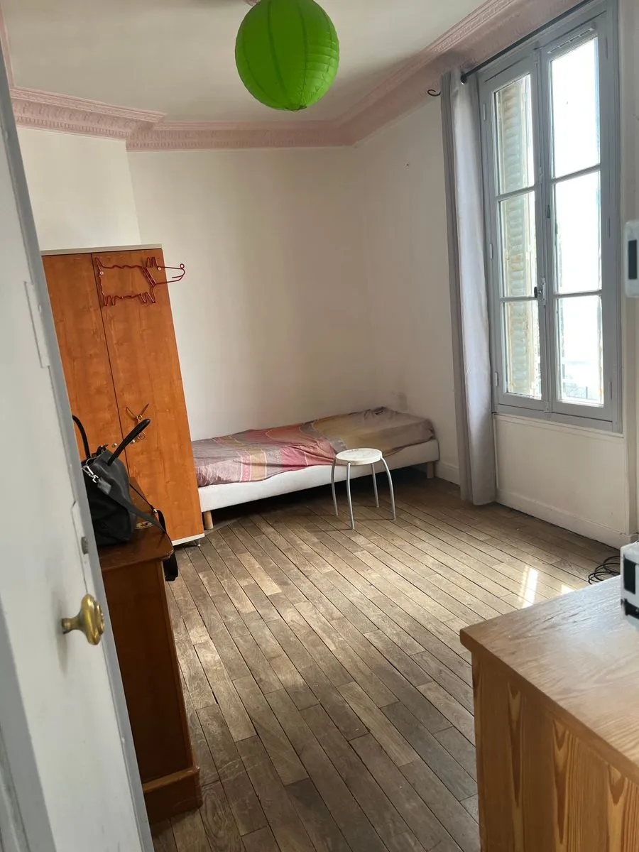 Location Saint-Ouen-sur-Seine Appartement 667aa541