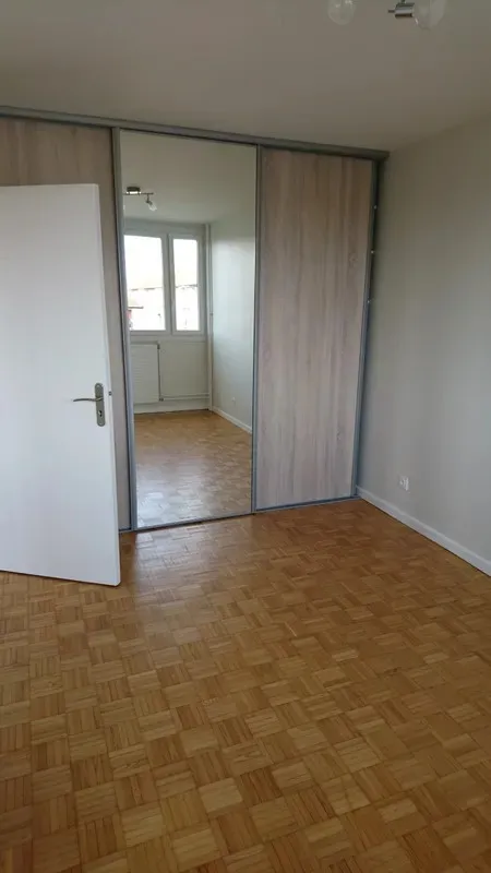 Location Villeurbanne Appartement 667d369727cc