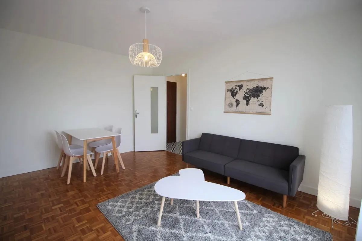 Location Tours Appartement 66827e8b5359