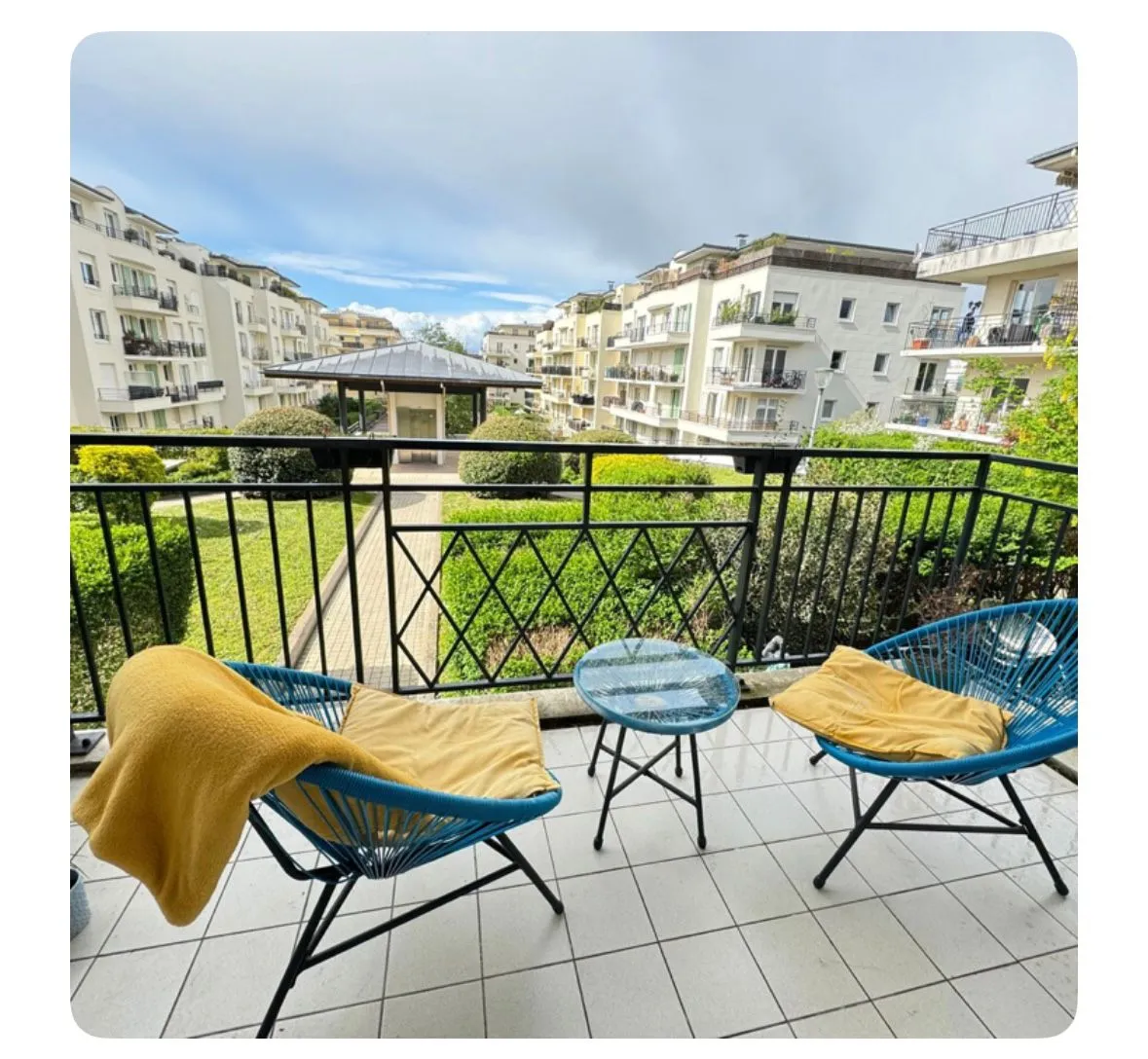 Location Rueil-Malmaison Appartement 668fa914e4fb