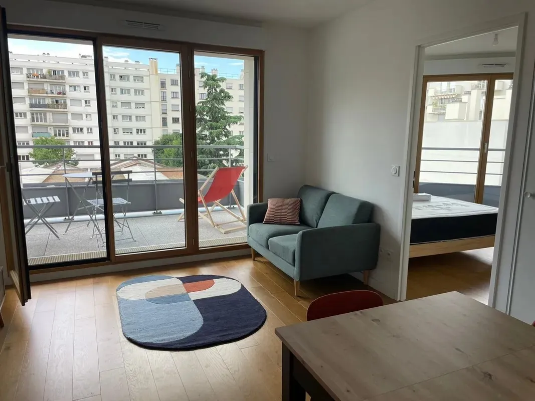 Location Clichy Appartement 669a2c2212d8