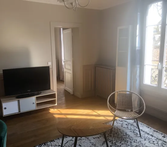 Location Courbevoie Appartement 669d44dc15c9