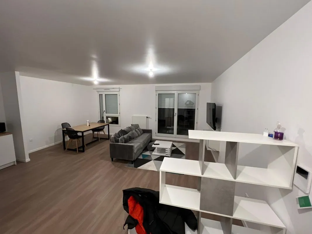 Location Colombes Appartement 669fa1db616b