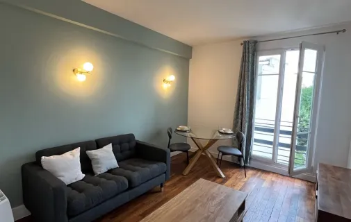 Location Asnières-sur-Seine Appartement 669fc1ae5671