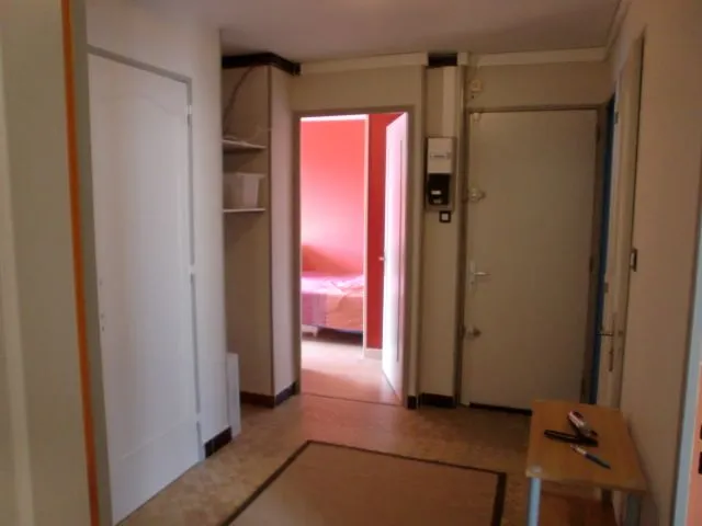 Location Saint-Martin-d'Hères Appartement 66a667d0