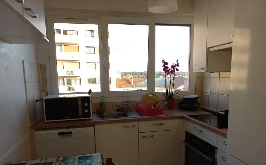 Location Bourg-la-Reine Chambre 66a8ebe09ed4