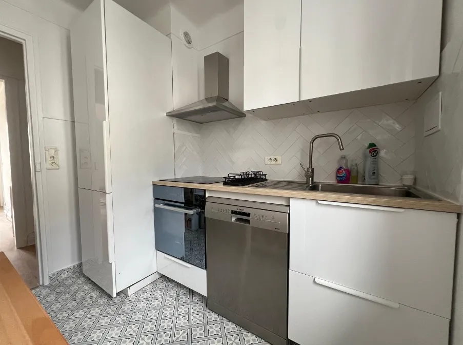 Location Asnières-sur-Seine Appartement 66b5e3d9ed5c