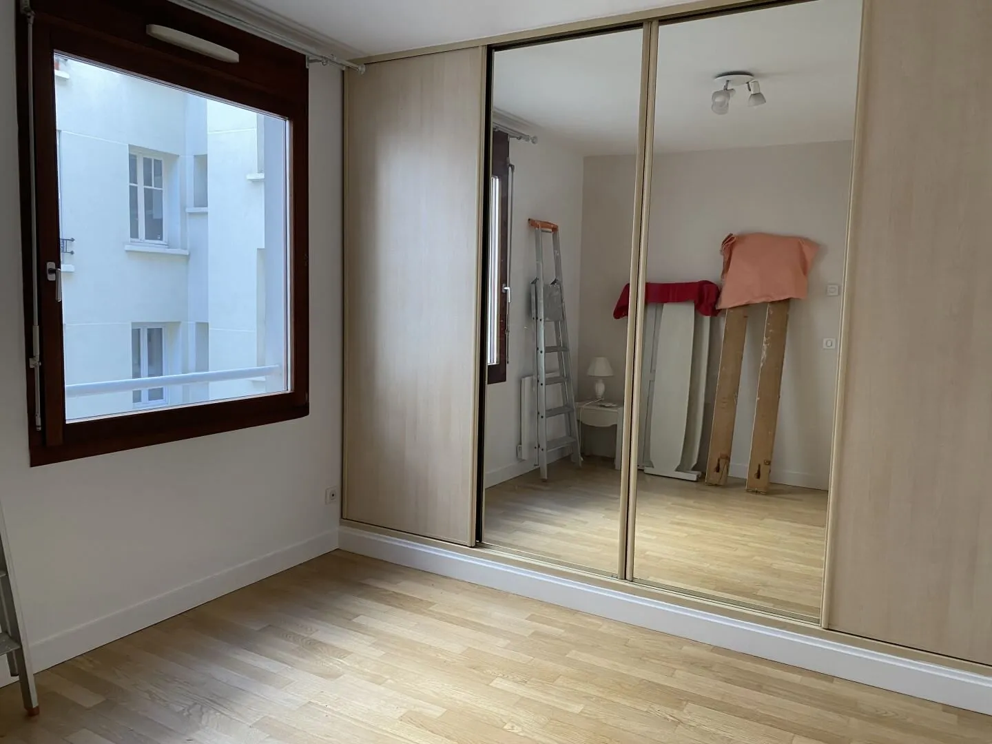 Location Issy-les-Moulineaux Appartement 66bb1dcff21d