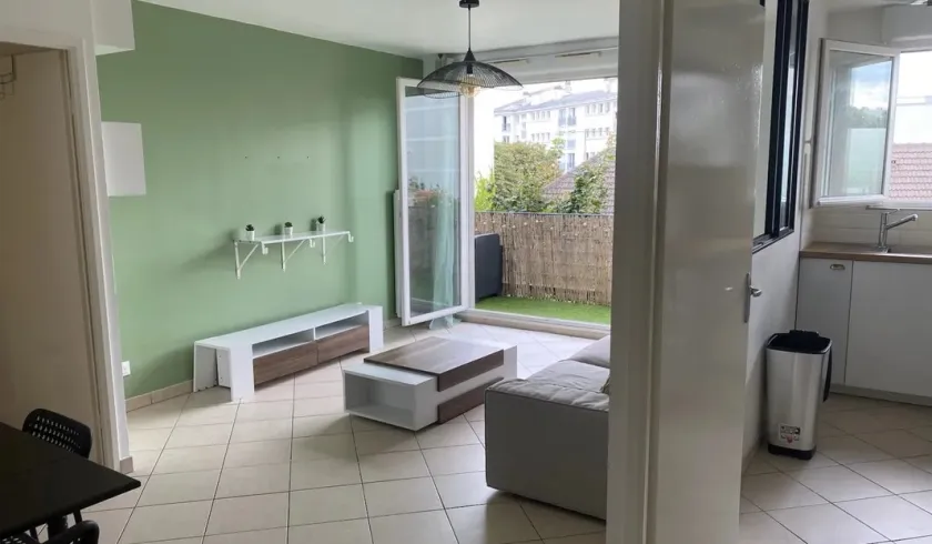 Location Montreuil Appartement 66bf258e8c31