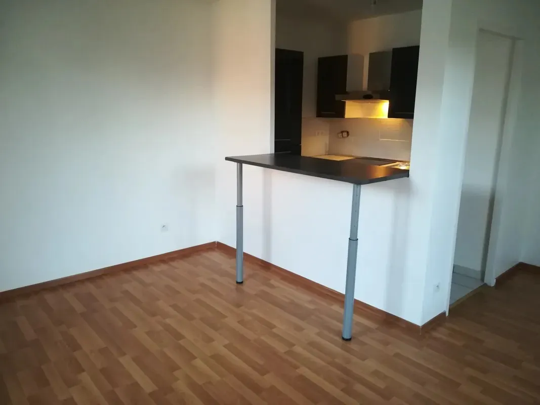 Location Corbeil-Essonnes Appartement 66d054b30ec5