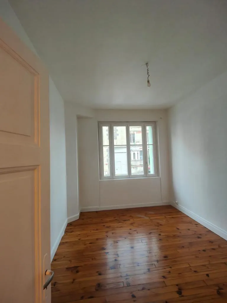 Location Clermont-Ferrand Appartement 66d6bc27f239